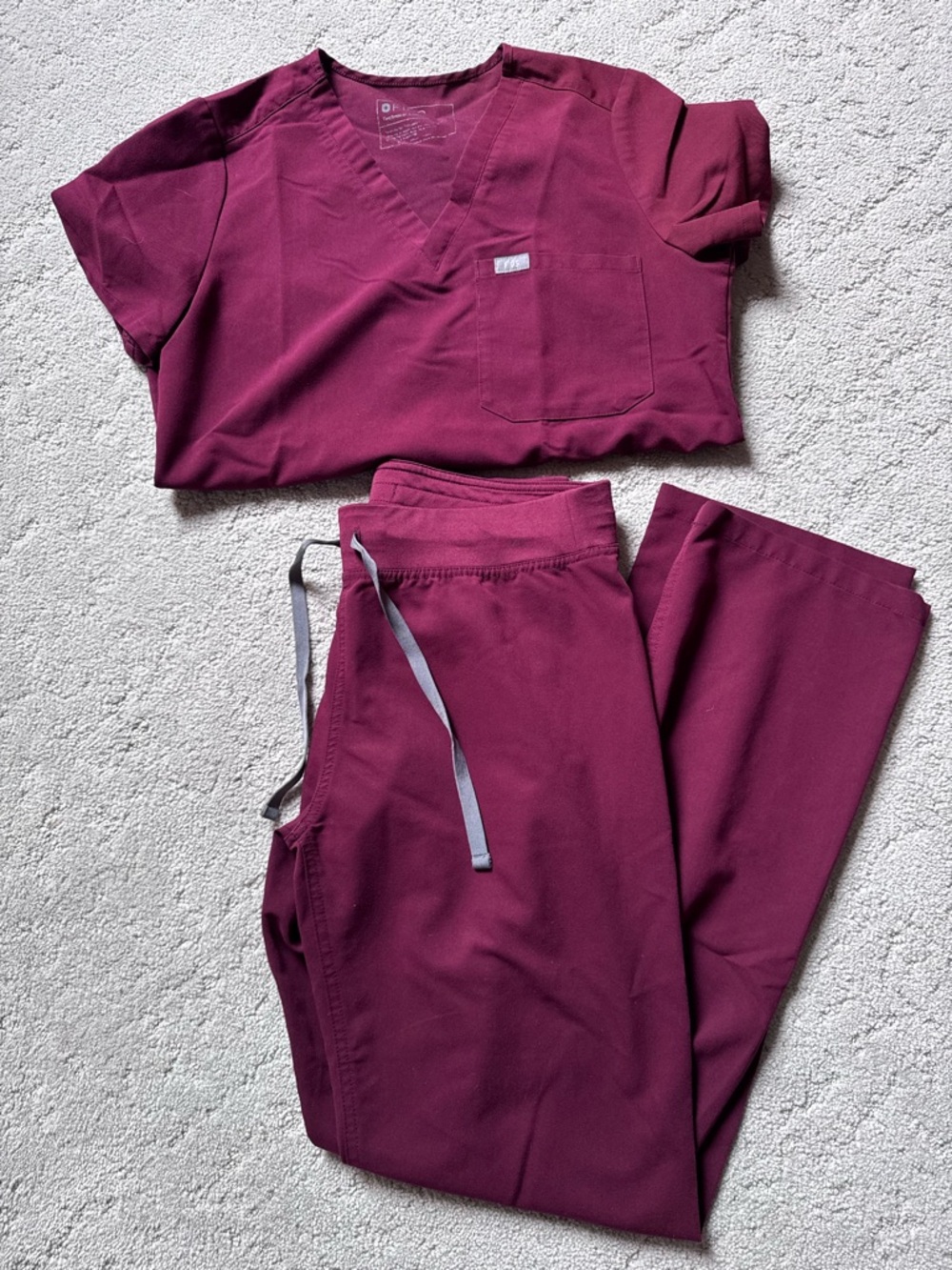 Figs Burgundy Catarina top size small and Livingston bottoms size small tall